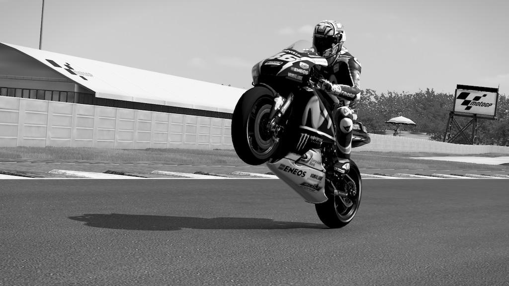 مشخصات اکانت قانونی Valentino Rossi The Game Compact برای PS4,PS5